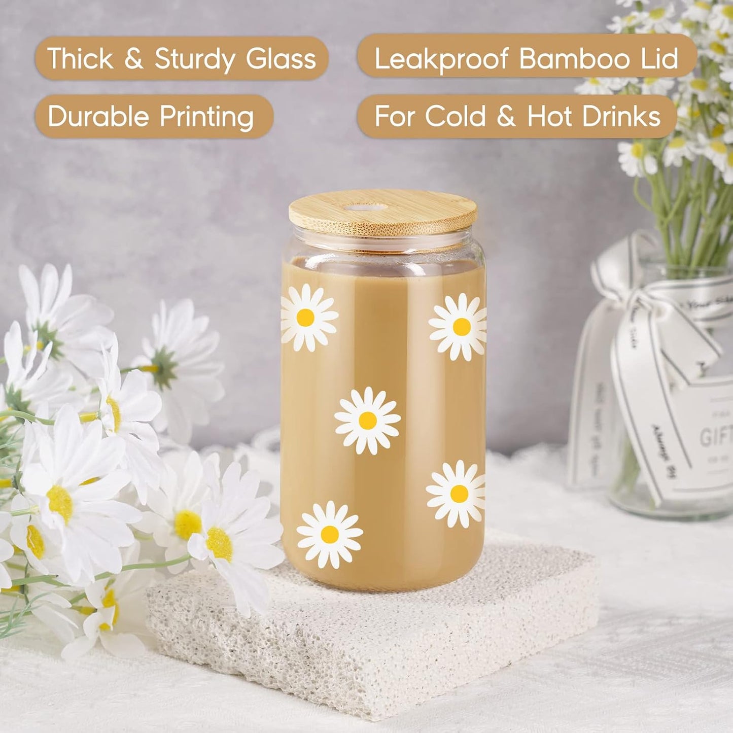 Daisy Aesthetic Gifts, Iced Coffee Cup, Cute Glass Cups with Lids and Straws - Cute Mugs, Flower Mug, Glass Tumbler - Birthday Gifts for Women, Coffee Lovers, Friends, Girls
